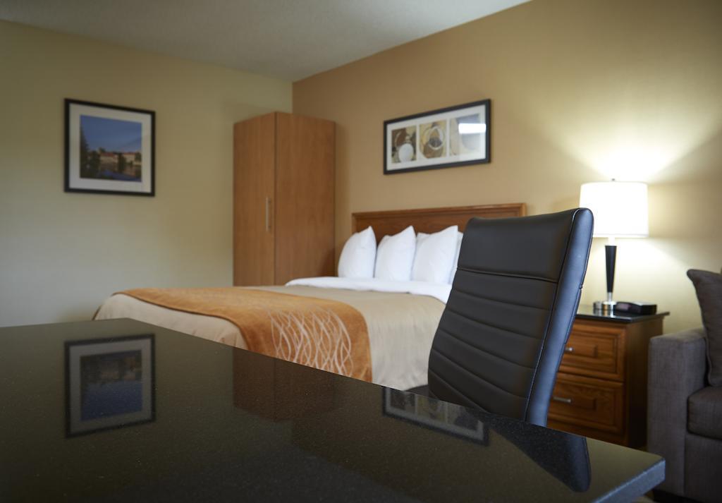 Comfort Inn South Winnipeg Exterior foto